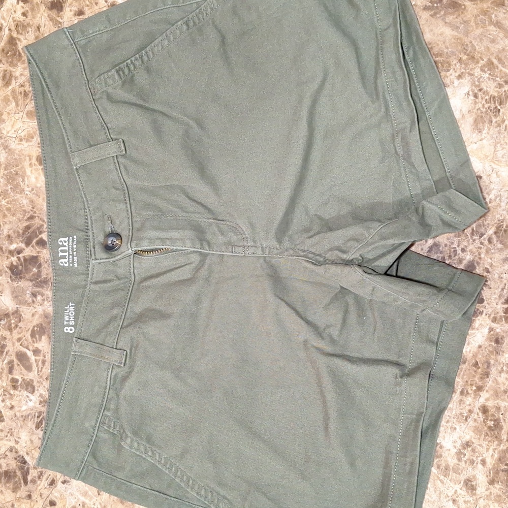 Twill shorts